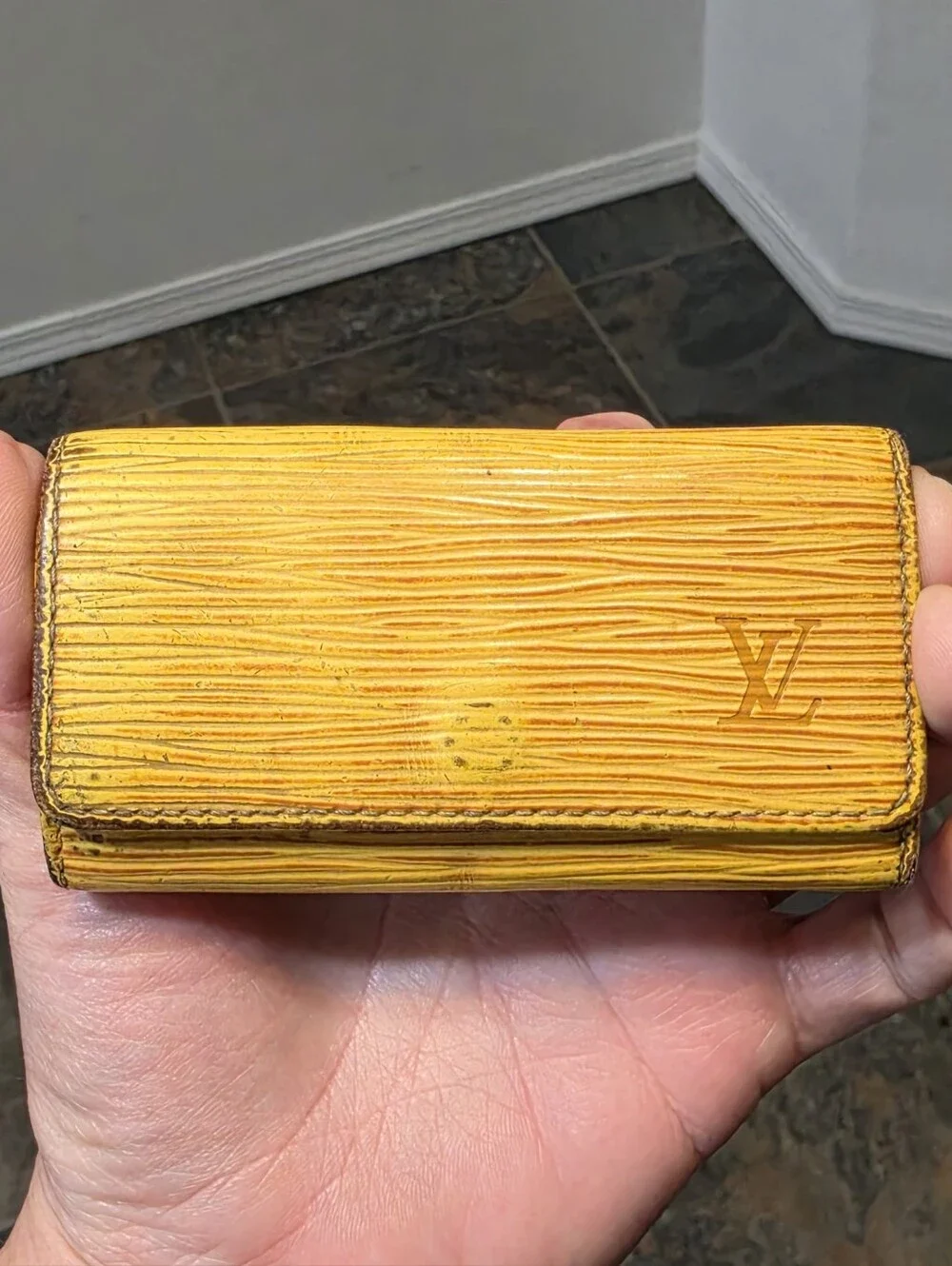 Louis Vuitton reposhing this